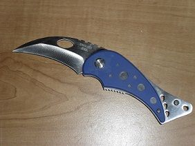 blue claw pocket knife 123